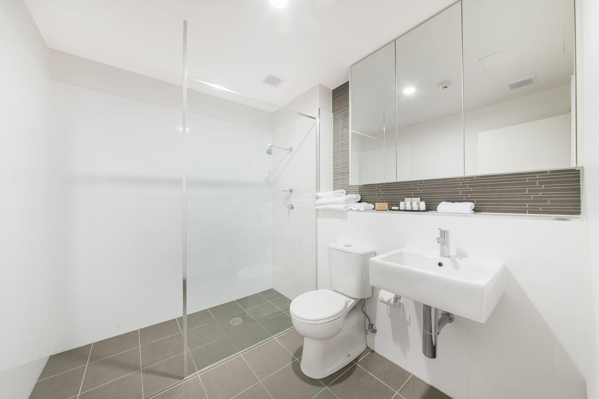 Abode Tuggeranong Aparthotel Κανμπέρα Εξωτερικό φωτογραφία