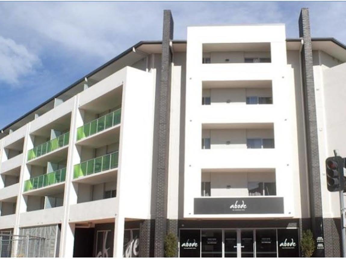 Abode Tuggeranong Aparthotel Κανμπέρα Εξωτερικό φωτογραφία